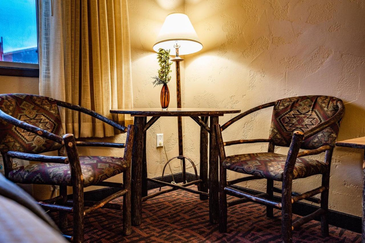 Elk Country Inn Джексон Экстерьер фото